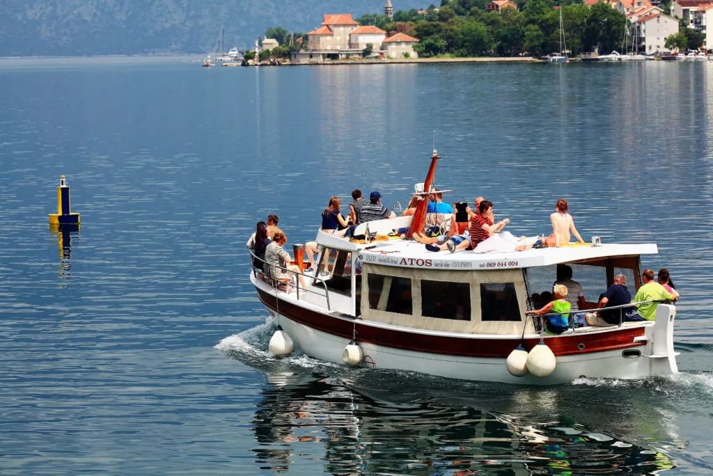 What Safety Measures Are Taken on a Boat Ride Dubai Trip?